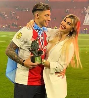Muri Lopez Benitez with her boyfriend Lisandro Martinez after winning the player of the year award 2021-22 season.